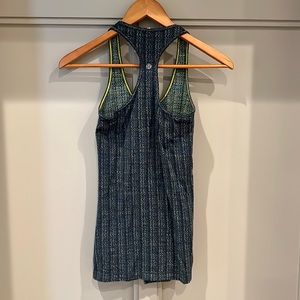 Lululemon tank